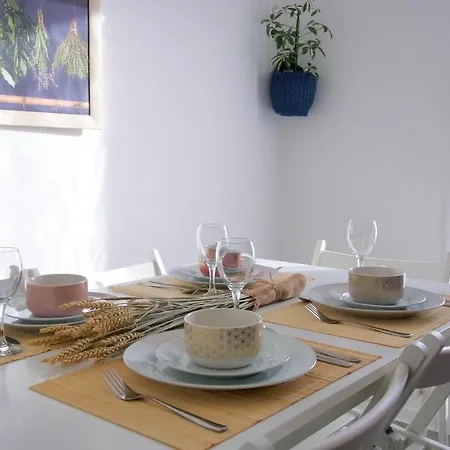 Panorama Apartment *